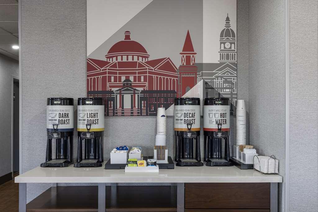Hampton Inn Athens Restaurant photo